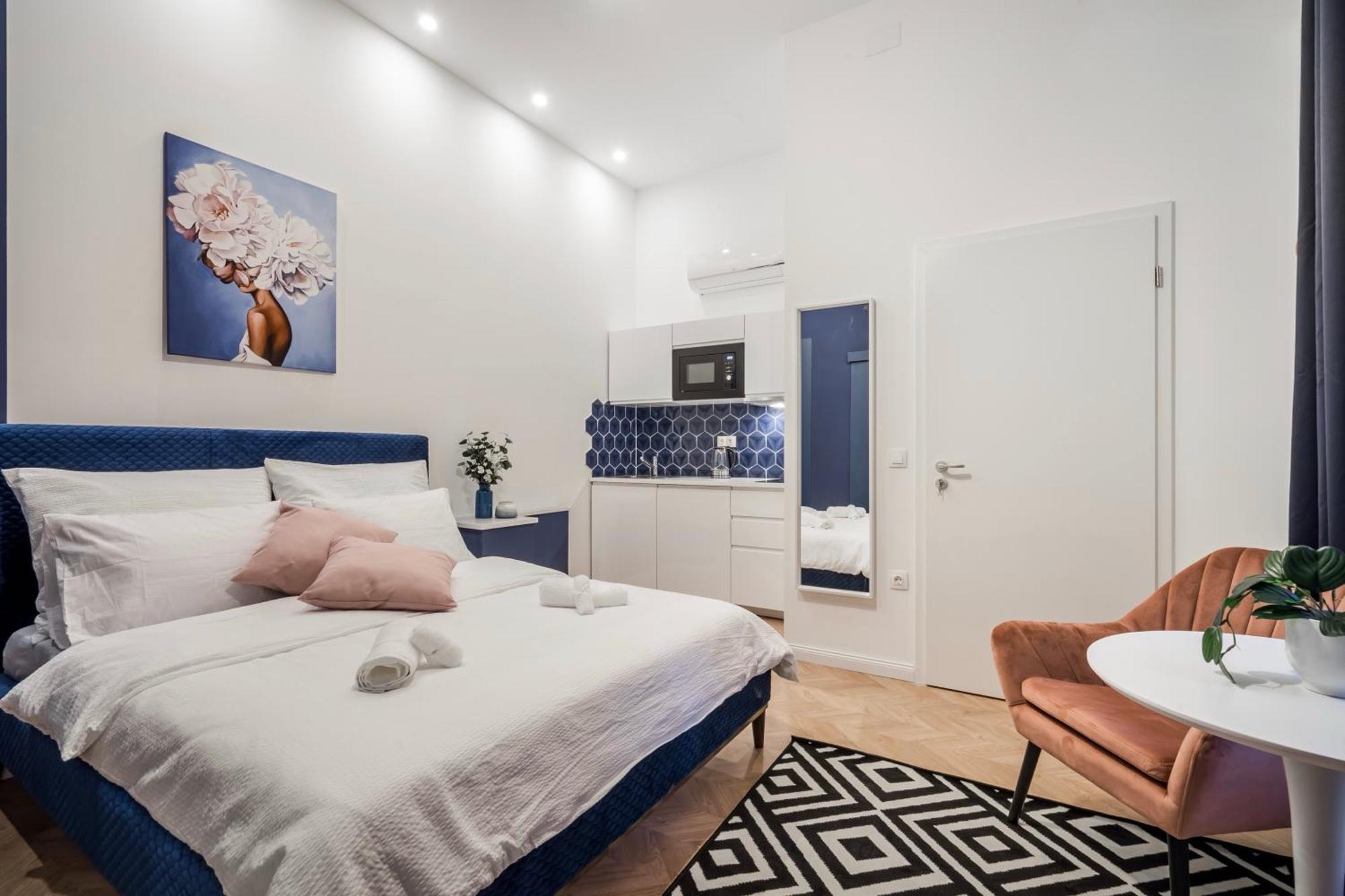 D58 - Grand Boulevard Royal Apartment - Best Location By Bqa Budapeşte Dış mekan fotoğraf