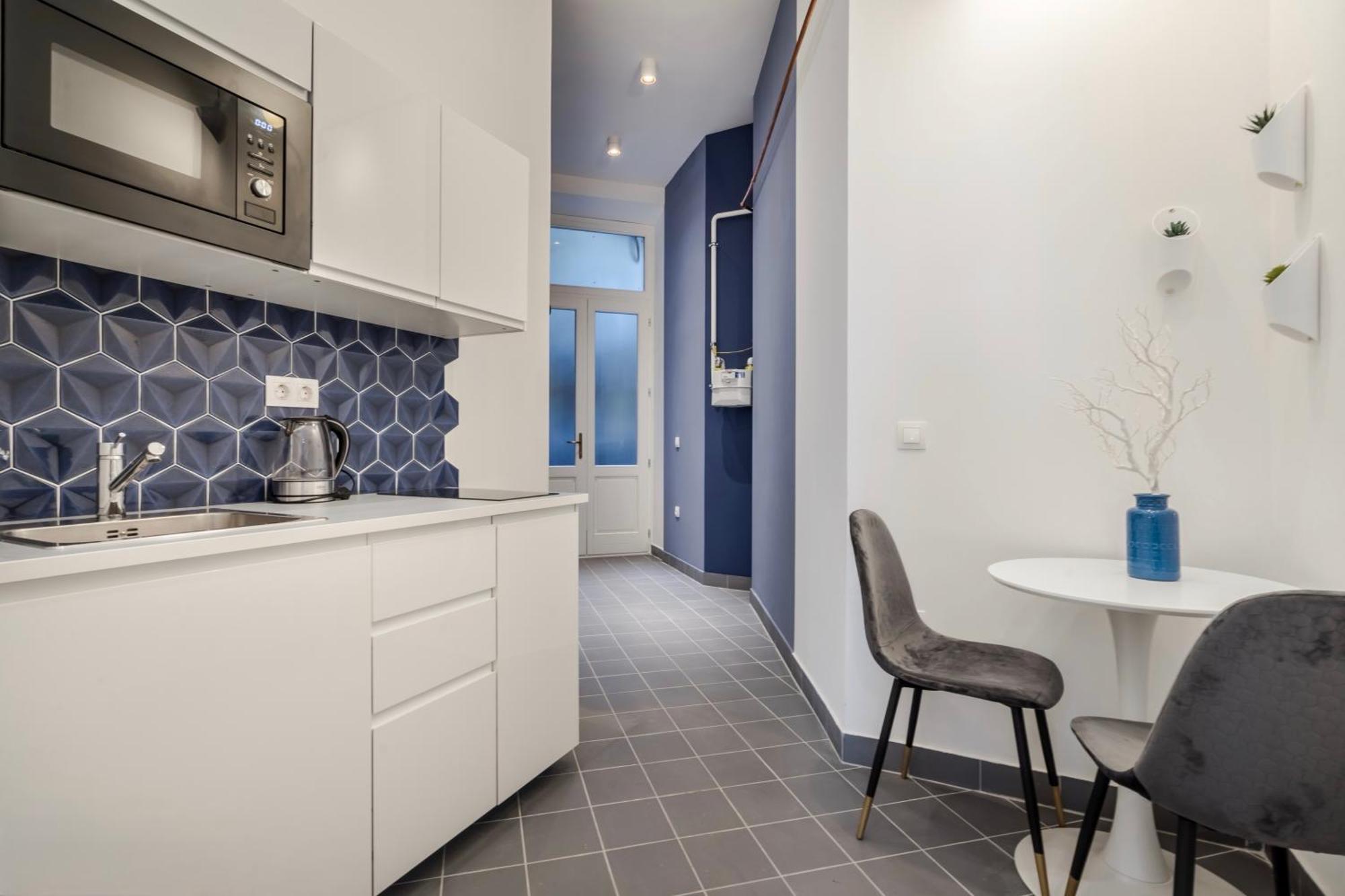 D58 - Grand Boulevard Royal Apartment - Best Location By Bqa Budapeşte Dış mekan fotoğraf