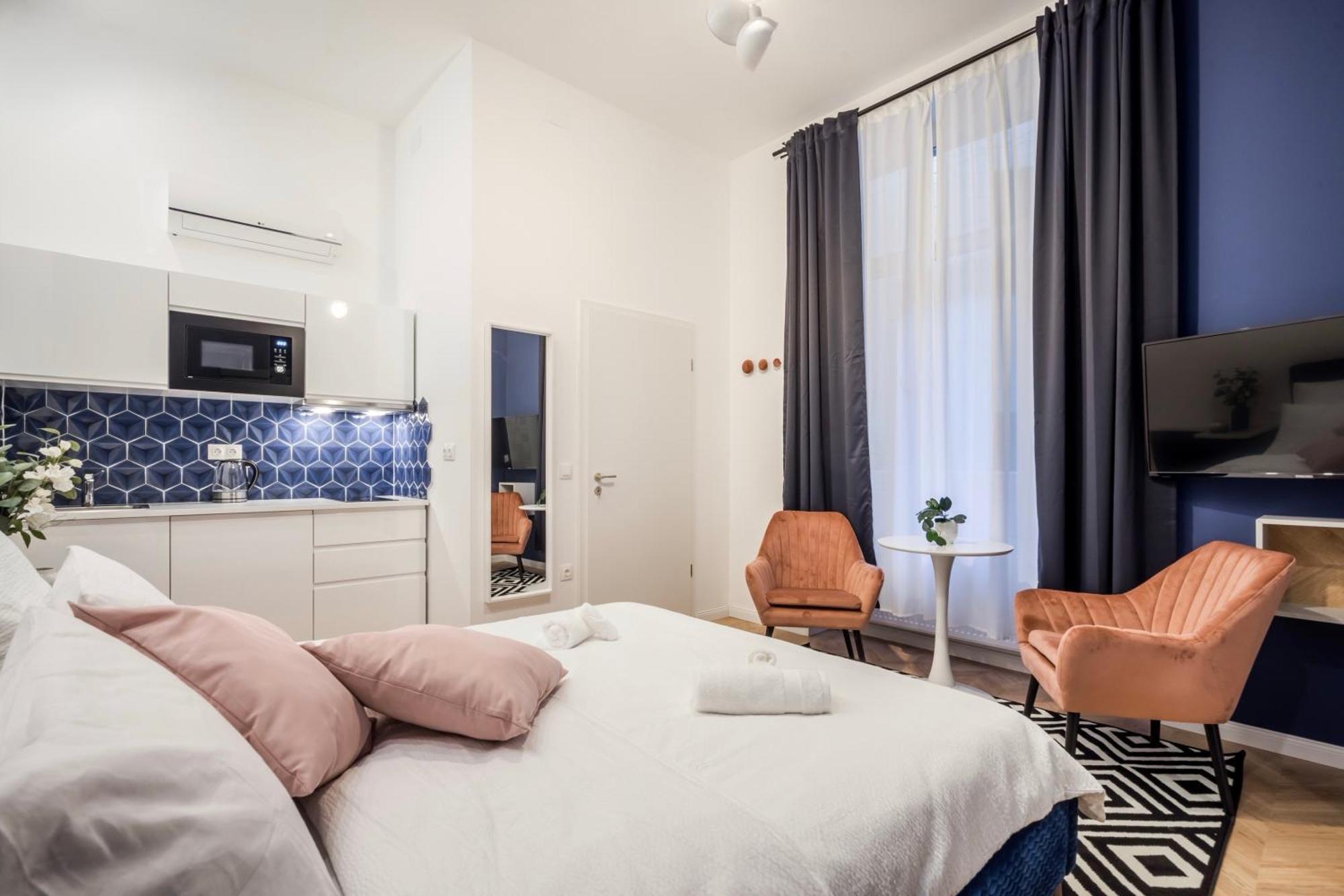D58 - Grand Boulevard Royal Apartment - Best Location By Bqa Budapeşte Dış mekan fotoğraf