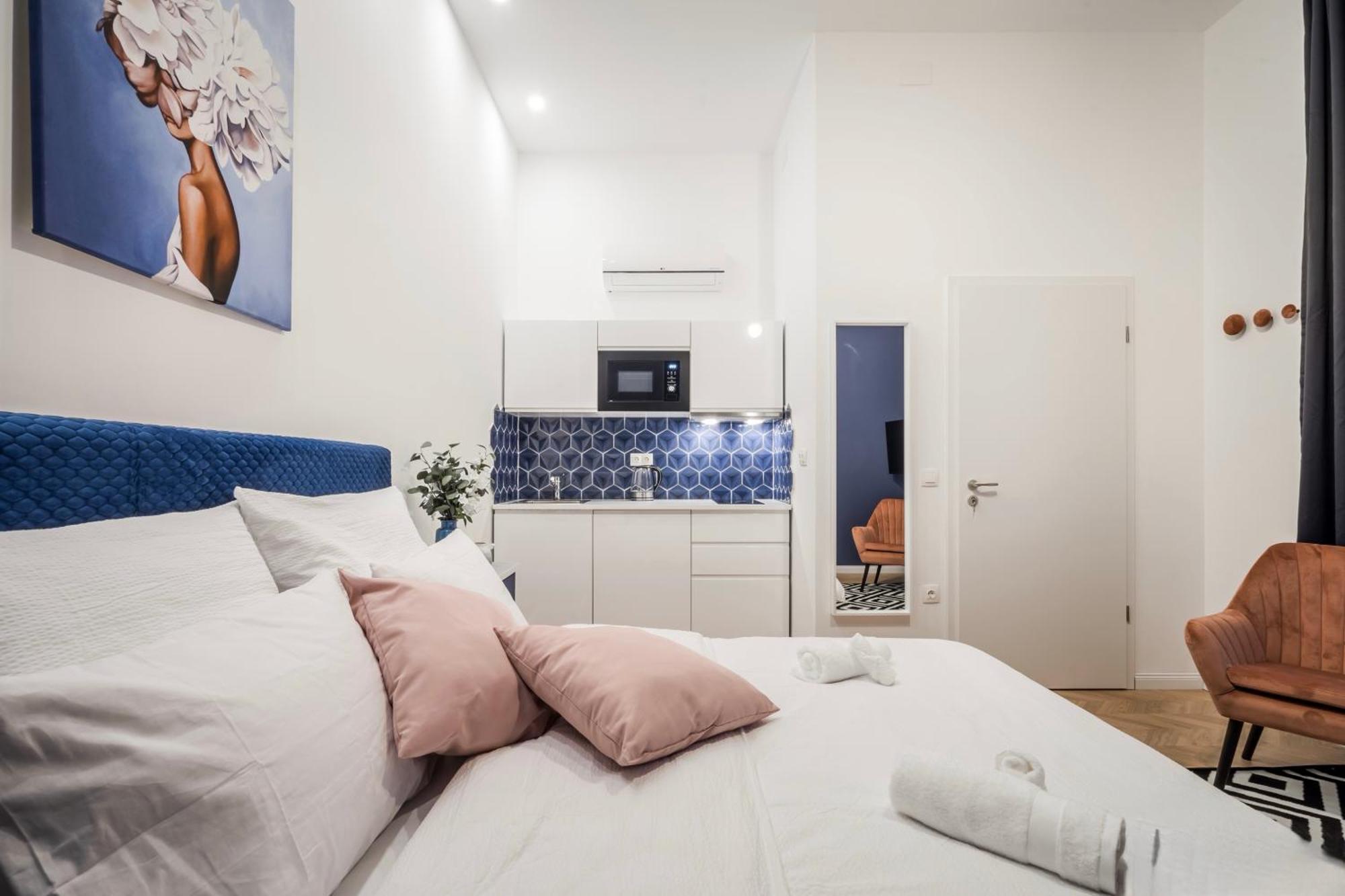 D58 - Grand Boulevard Royal Apartment - Best Location By Bqa Budapeşte Dış mekan fotoğraf