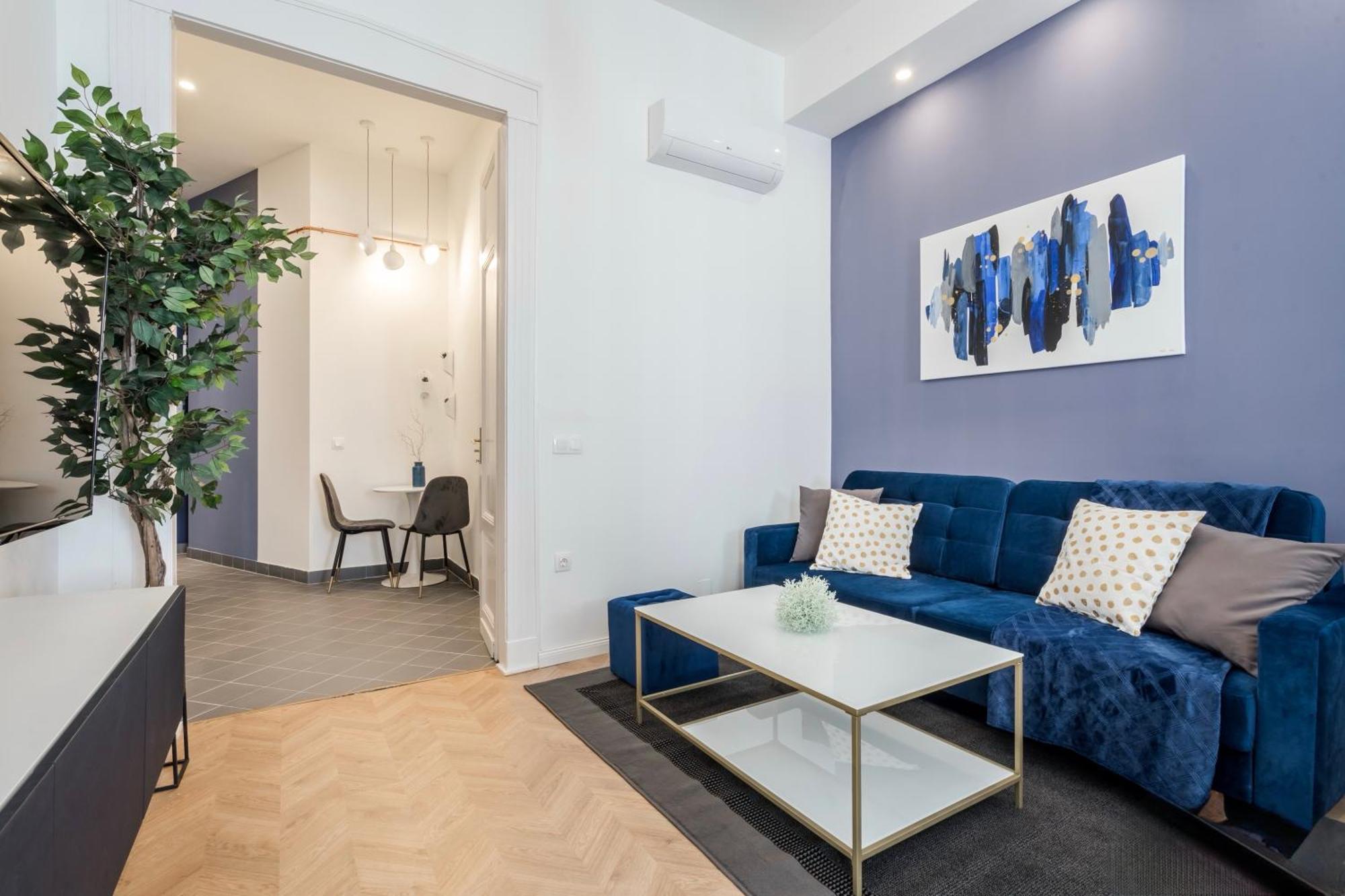 D58 - Grand Boulevard Royal Apartment - Best Location By Bqa Budapeşte Dış mekan fotoğraf